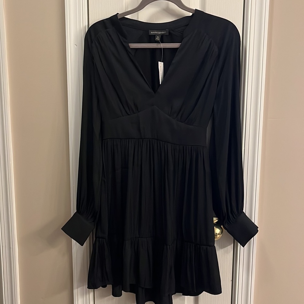 NWT Banana Republic, long sleeve, black dress size extra small